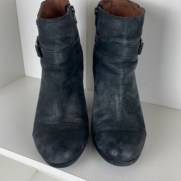 Lucky Brand Laureen Distressed Finish Nubuck Leather Ankle Boots 8.5 - Picture 3 of 12